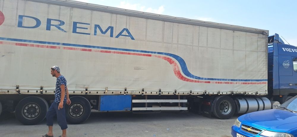 Moshina galava 2000 yil pretsef 2004 mega  ishlap turgan moshina