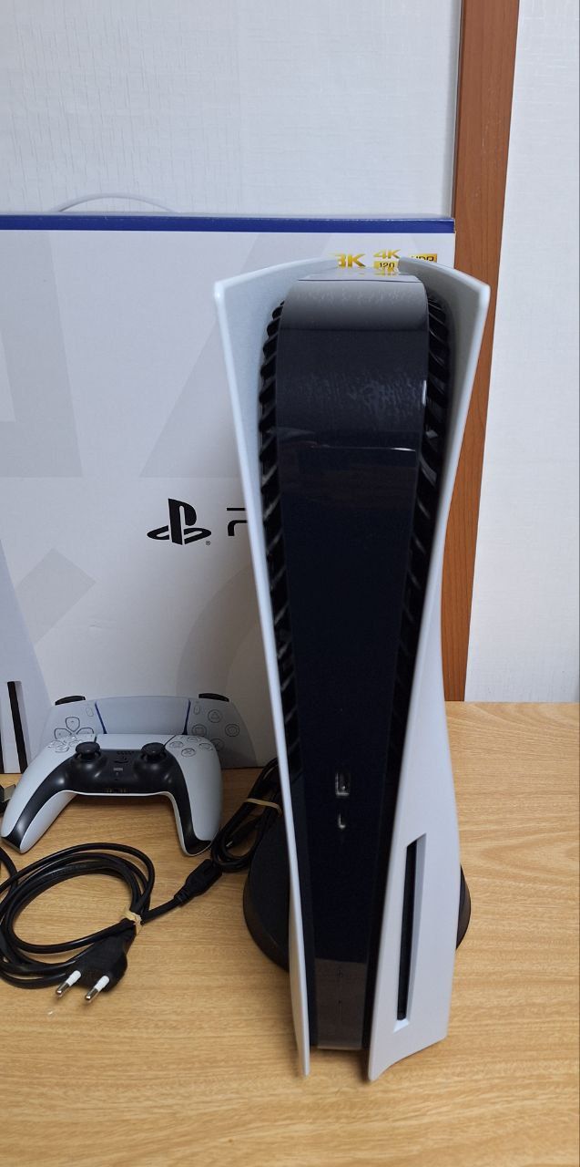 Sony PlayStation 5 o'yinlari bilan