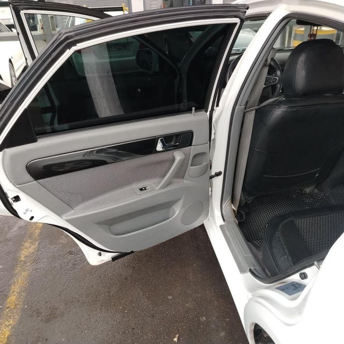 Gentra 3-poz srochna sotiladi