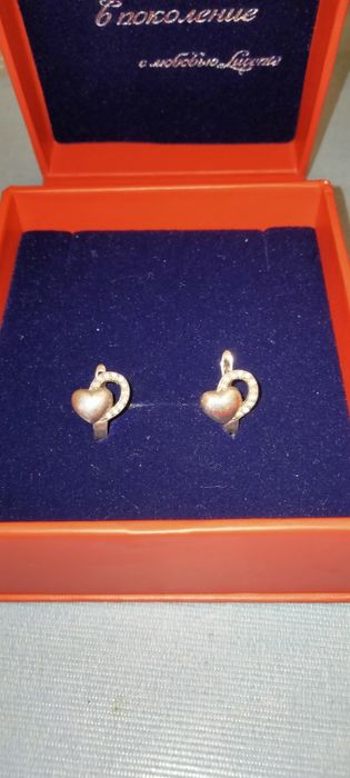 Продам серебряные серьги
