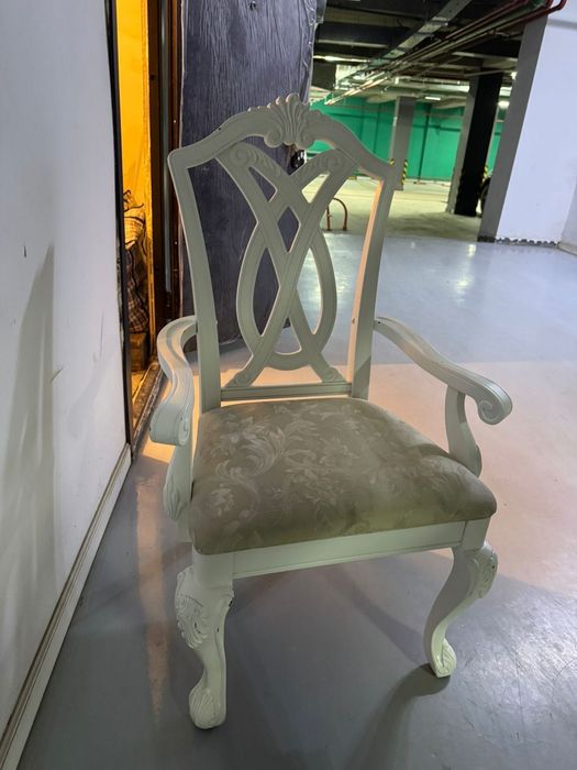 6 стульев деревянных массивных