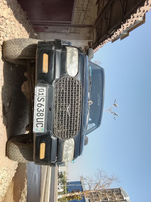 УАЗ Патриот черный