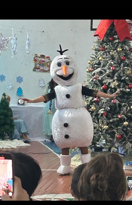 Продам новогодний костюм снеговик для взрослых