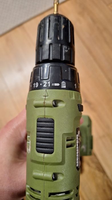 Masina de gaurit, filetanta Heinner