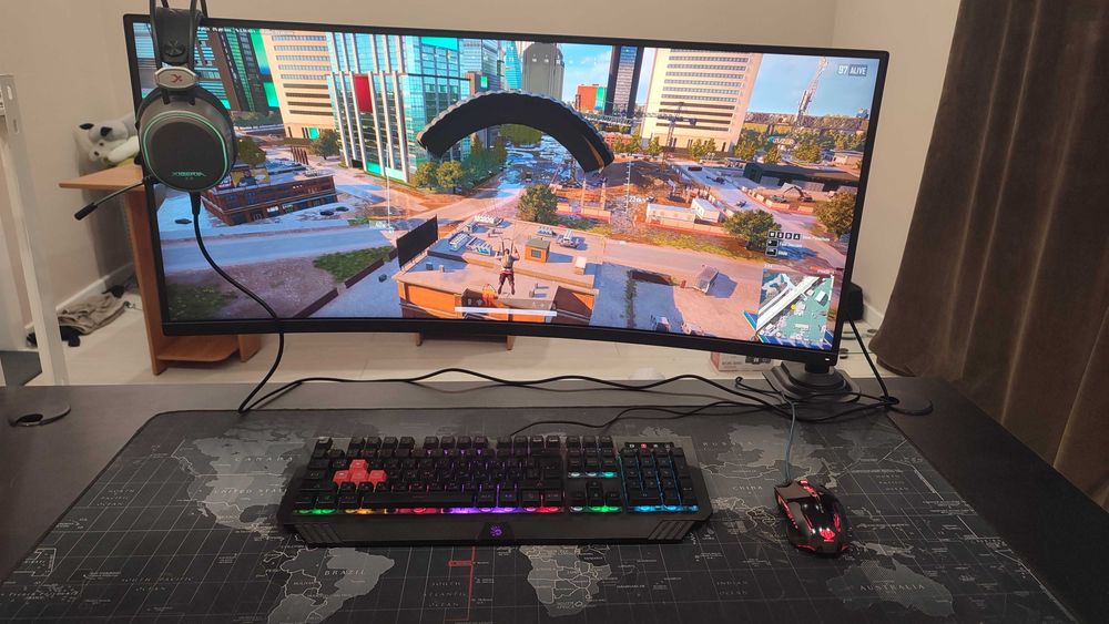 Игровой монитор Xiaomi 34" — изогнутый, 144 Гц