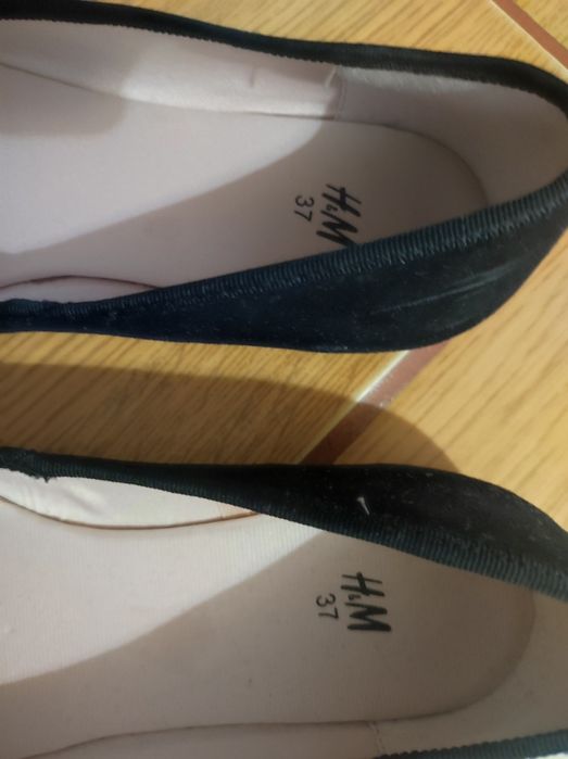 Balerini H&M, 1 purtare