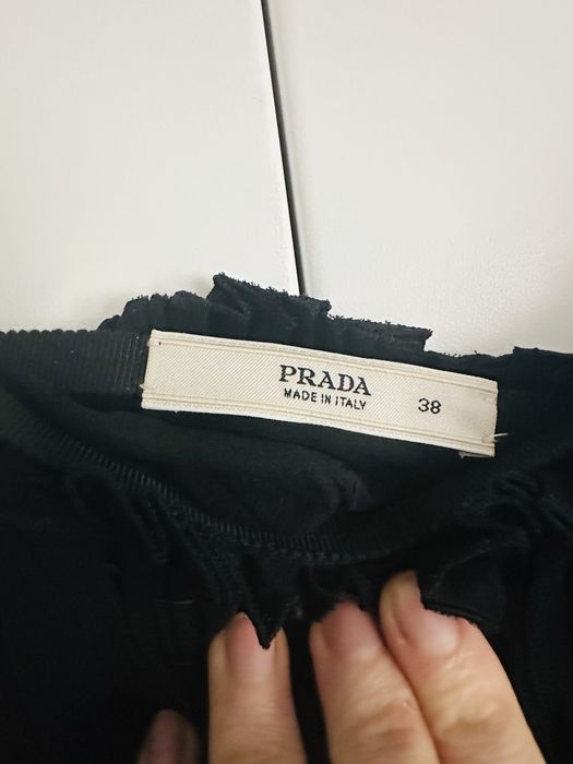 Fusta Prada , noua , cu jupa , masura 38 M