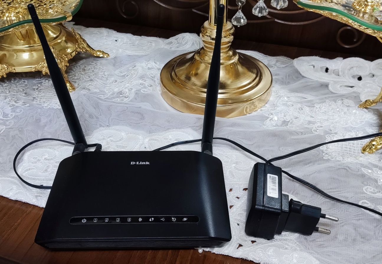ADSL2+ modem  router DSL-2750E