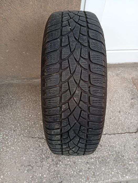 Vând set roti 195/65R15 jante otel se potrivesc pe wv
