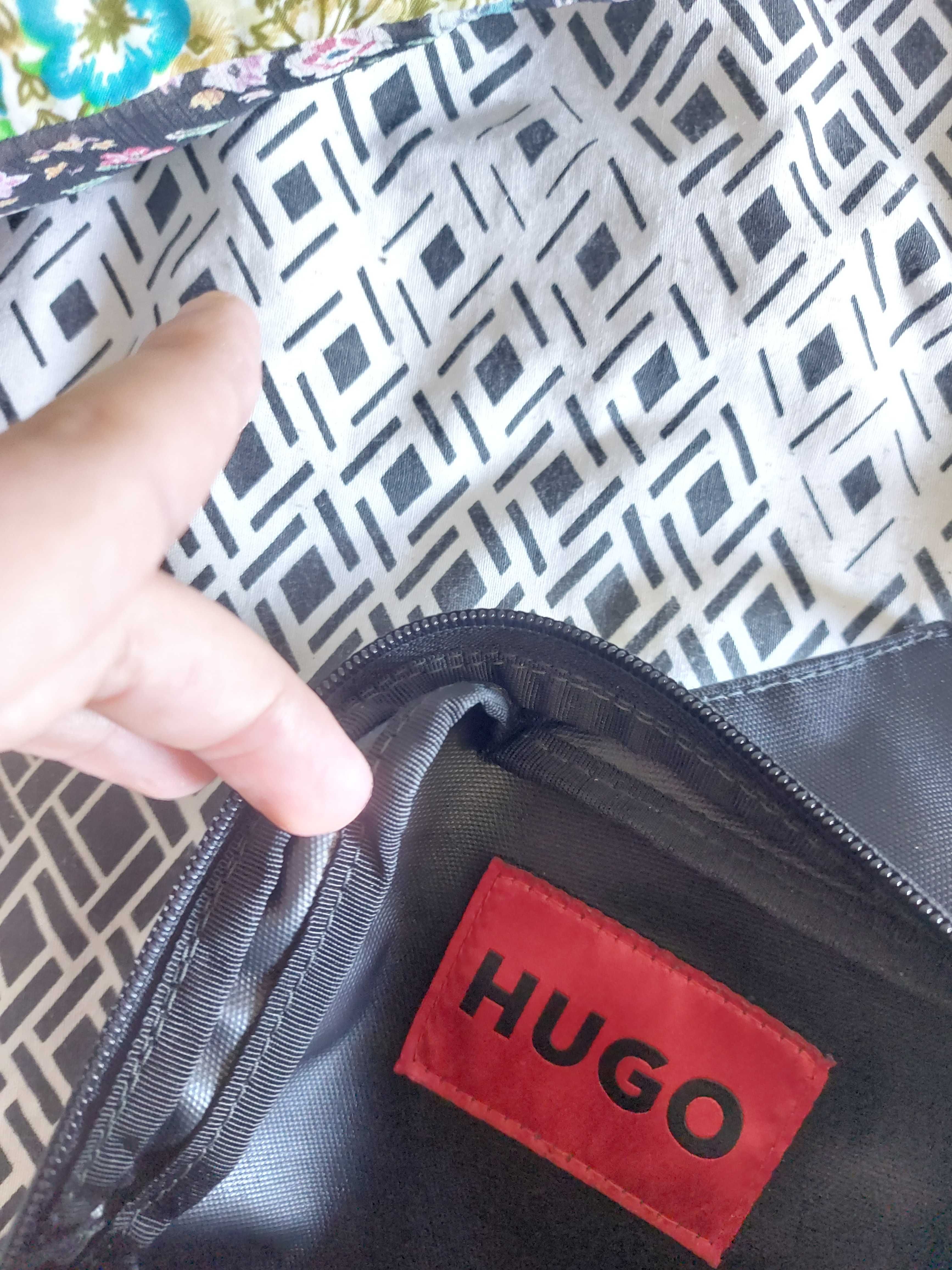 Hugo чанта през рамо