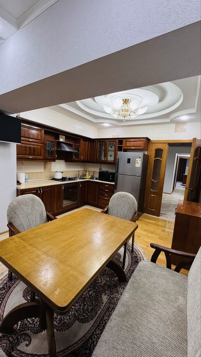 Сдаётся 3-х комнатная квартира в центре города