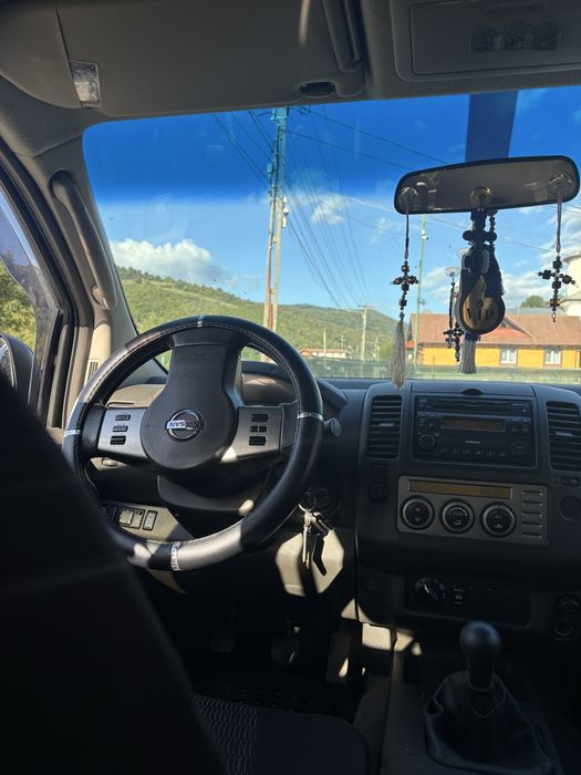 Nissan Navara de vânzare, stare excelentă și gata de drum