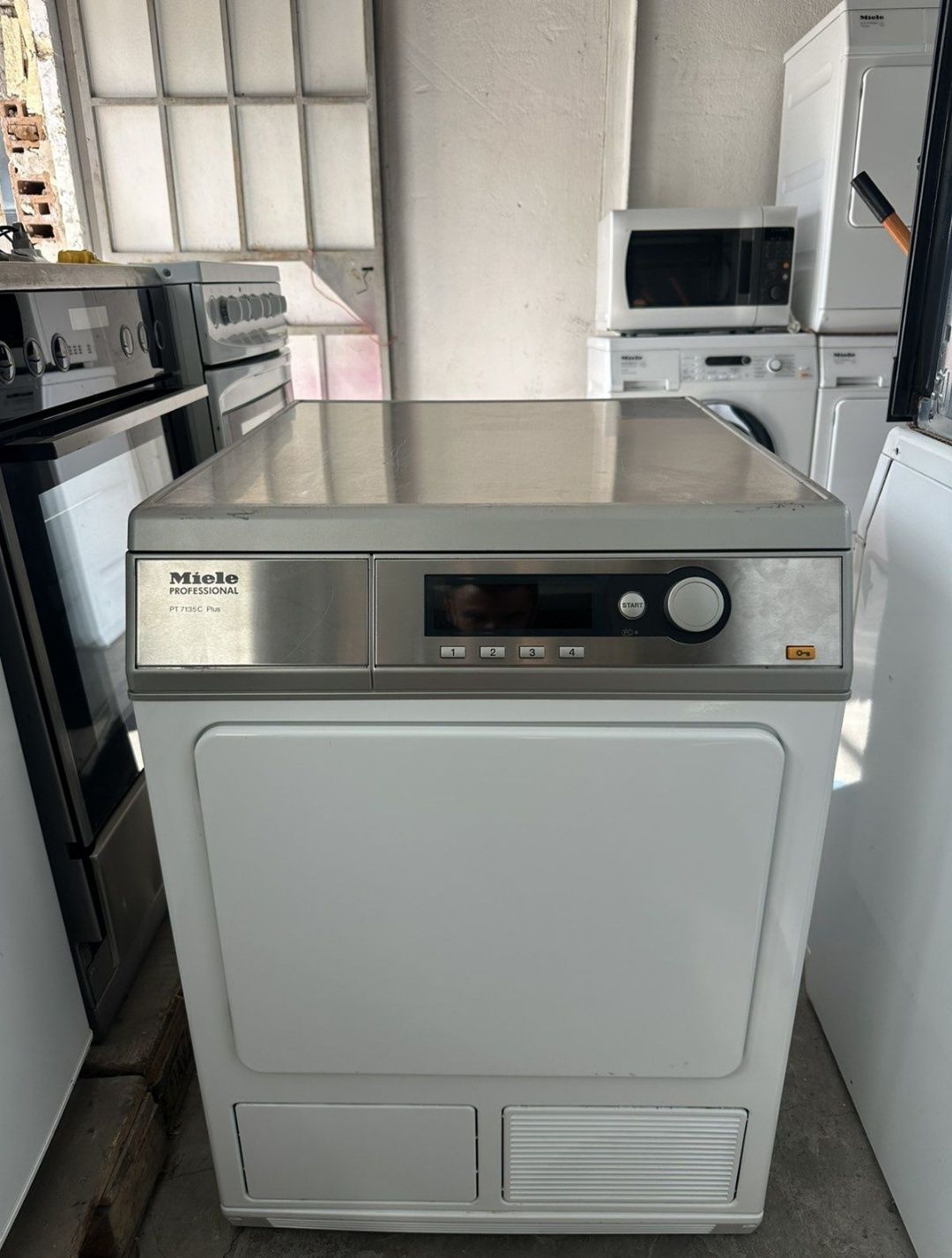 Сушилня +гаранция. MIELE PROFESSIONAL. Кондензна ПЧЕЛНА ПИТА. Доставка