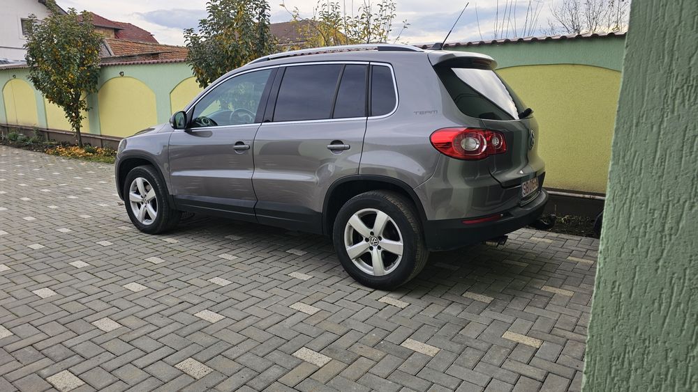 Volksvagen tiguan diesel, automat, 2011 euro 5, camera marsalier