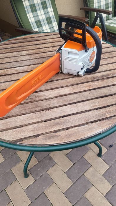 Drujba profesionala Stihl MSA 300 C