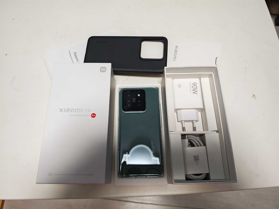 Xiaomi 14/12-512/,като нов,комплект,гаранция.