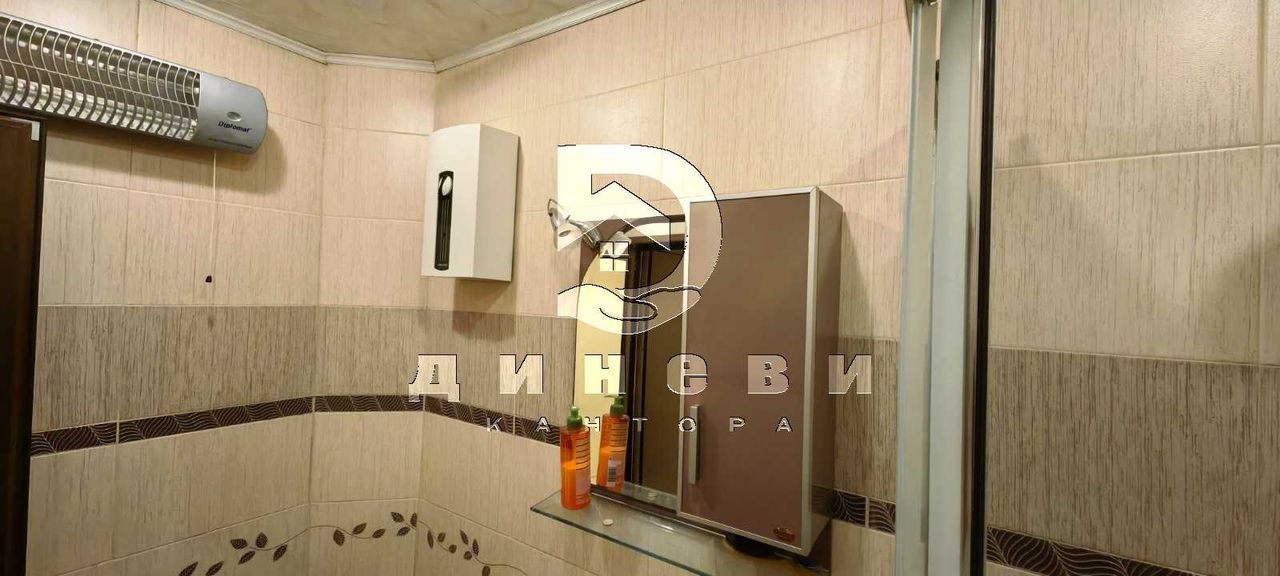 Продава се Тристаен апартамент в Стара Загора, Операта - 94 кв.м за 1543 €/кв.м - Снимка #14