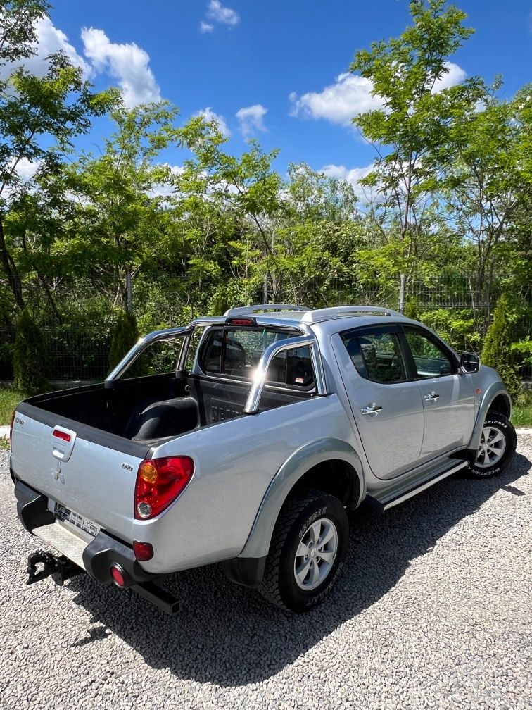Vând Mitsubishi l200 recent adus într-o stare impecabila