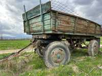 Remorcă basculabilă, 2 axe, după tractor