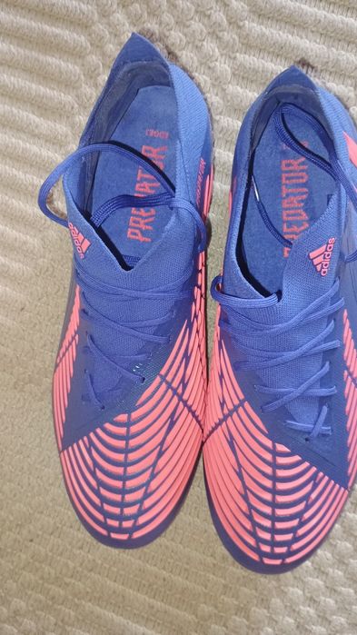 Vând adidas predator fotbal