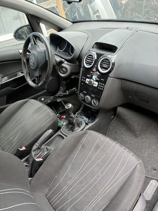 Opel  Corsa D/ Опел Корса Д 1.7 дизел на части