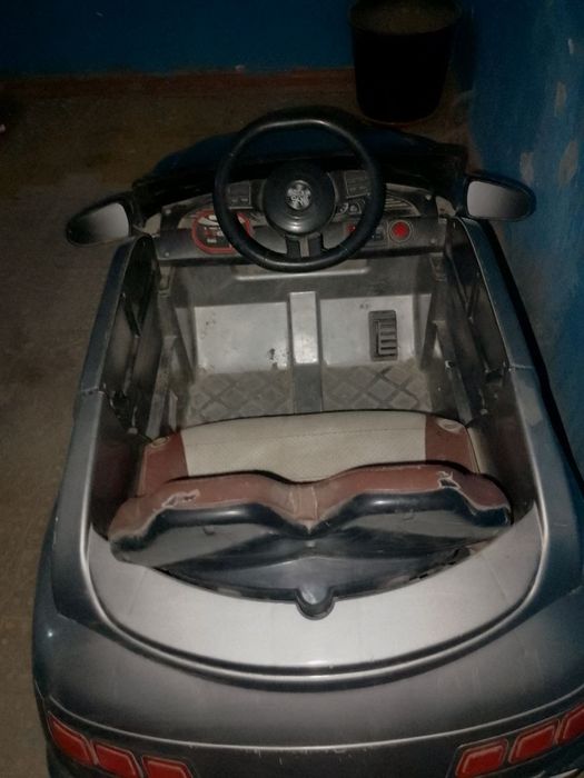 Детский электромобиль