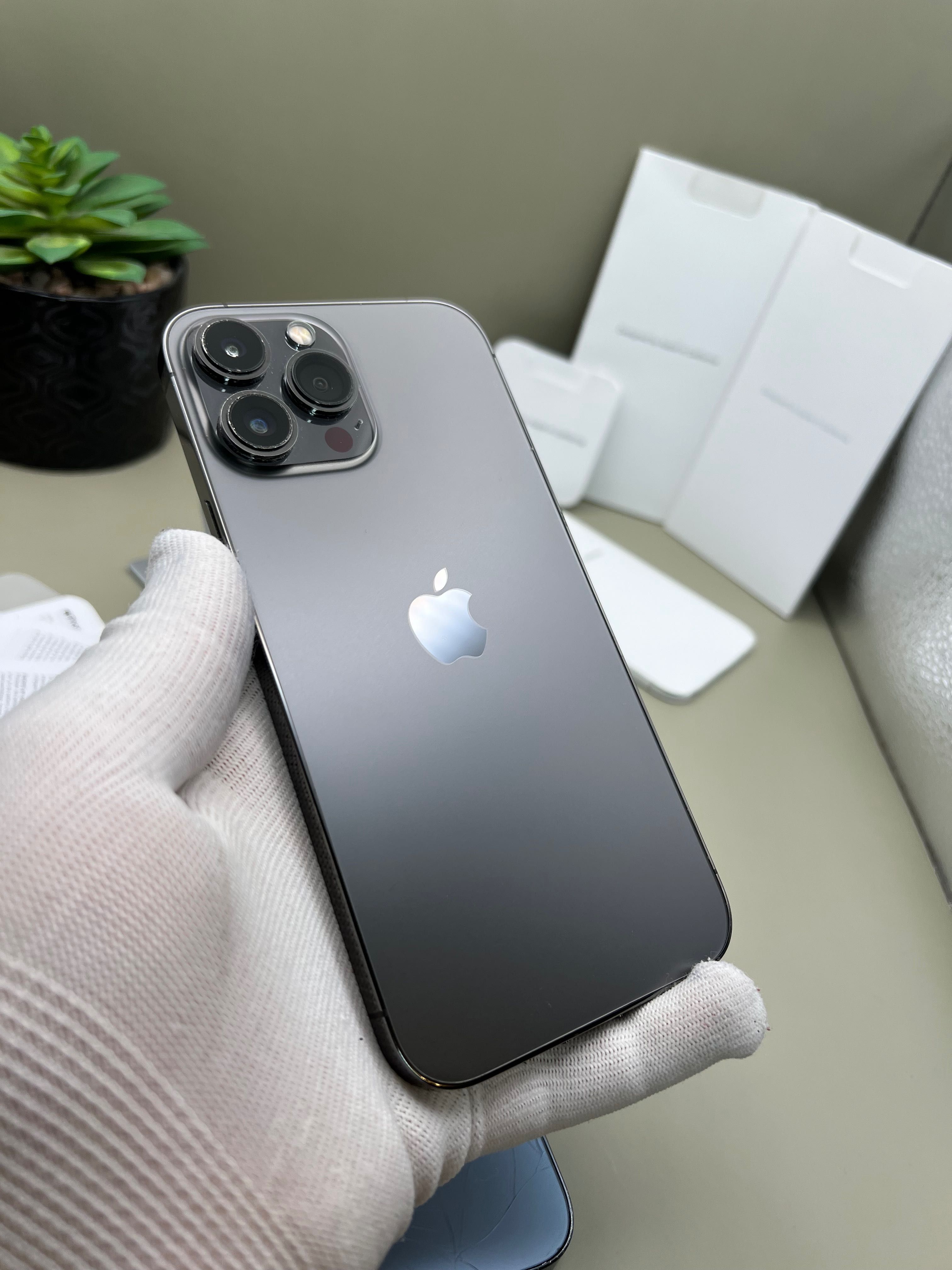 iPhone 13 Pro MAX, iCloud locked, 3бр, 85-90% батерия, НА ЧАСТИ!
