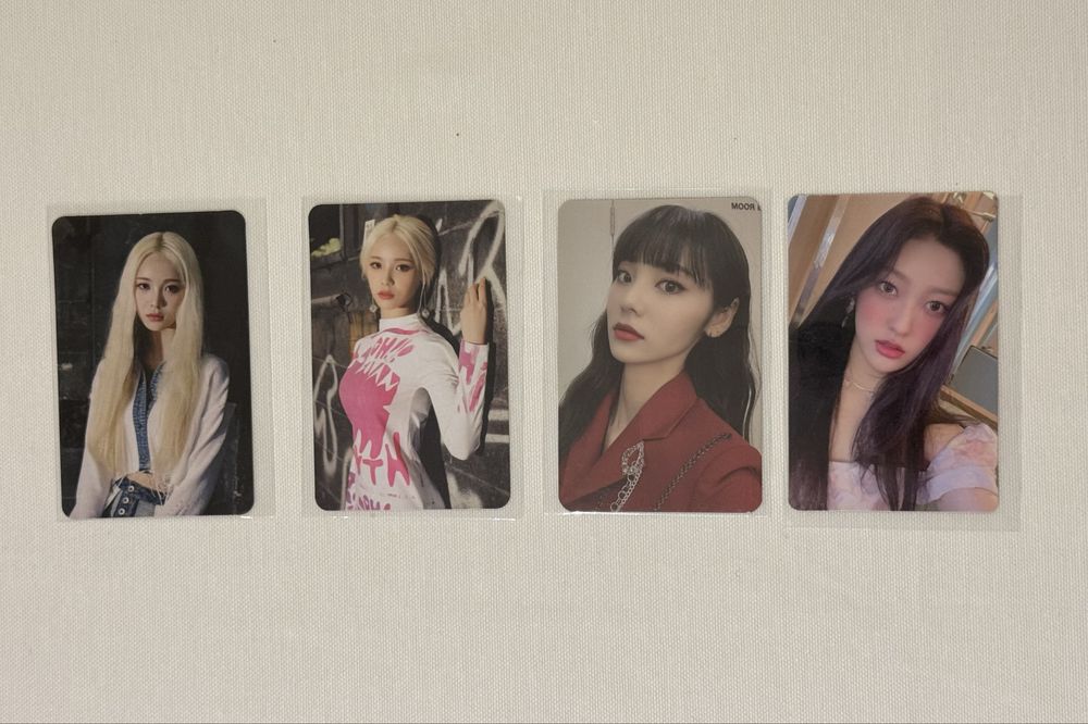KPOP LOONA + Momoland фотокартички