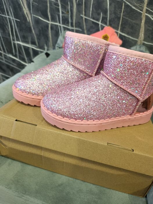 Обувь детская уги