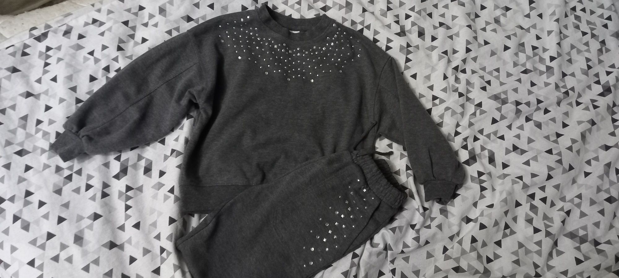 Костюмчик на девочку ZARA Б/у