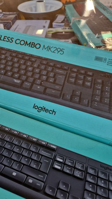 Tastaturi logitech wifi cu maus combo