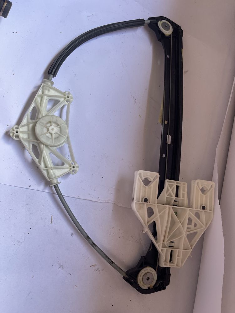 AUDI A3 8V Left Rear Window Regulator - Механизъм за задно ляво стъкло