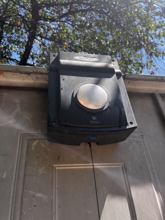 Poarta pentru garaj automatizata