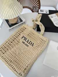 Плетена чанта Prada