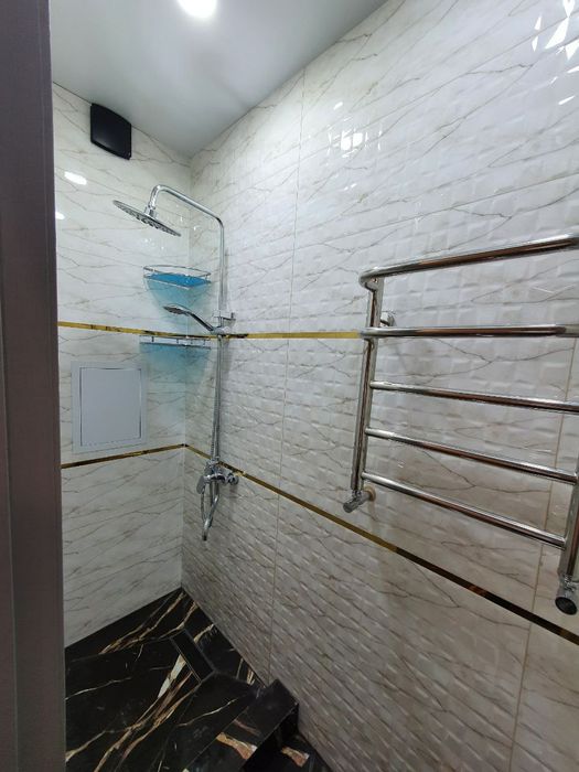 1 xonali kvra sotiladi hamma sharoiti bor