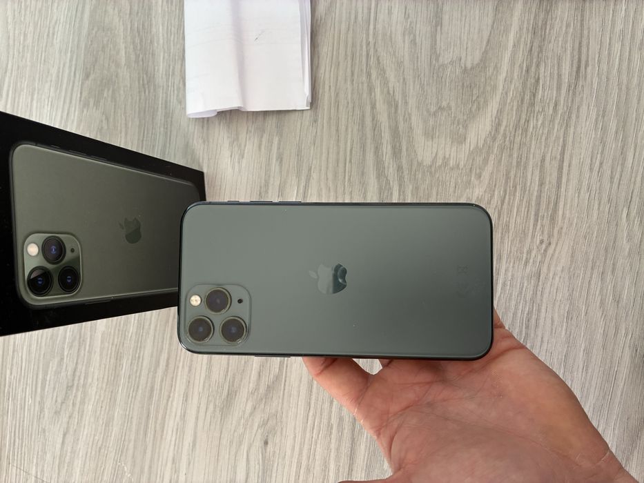 Продам 11 про. Матовый цвет. 64 Гб. В отличном состоянии