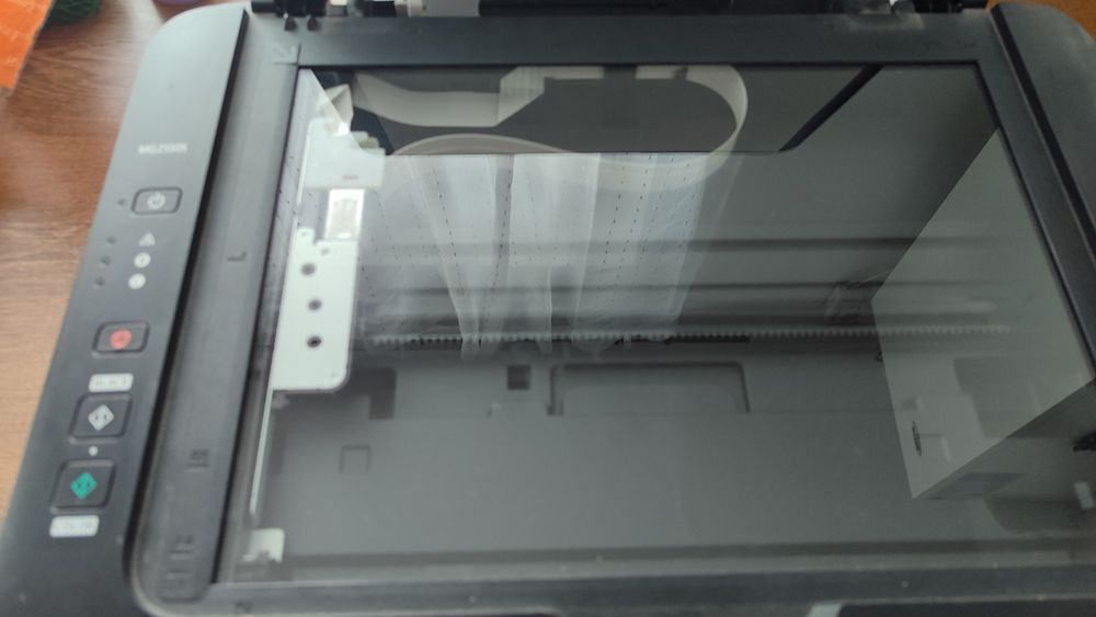 Imprimanta Pixma MG 2550S cu scaner