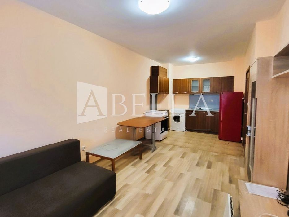 Дава се под наем Двустаен апартамент в София, Зона Б-18 - 65 кв.м за 425 € - Снимка #1