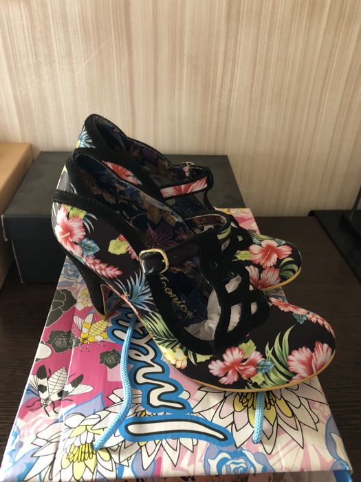 Pantofi eleganti Iregular Choice in cutia originala