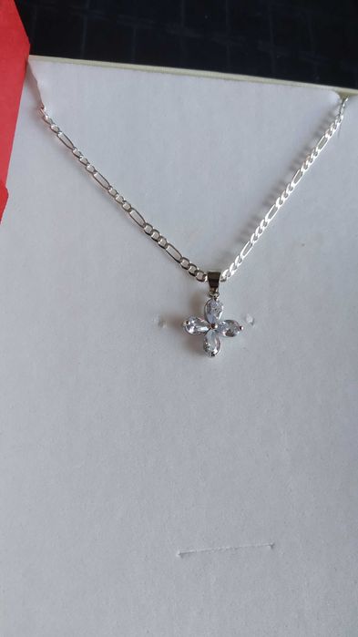 Нов, дамски сребърен ланец/ синджир в кутия. Различни модели и цени.