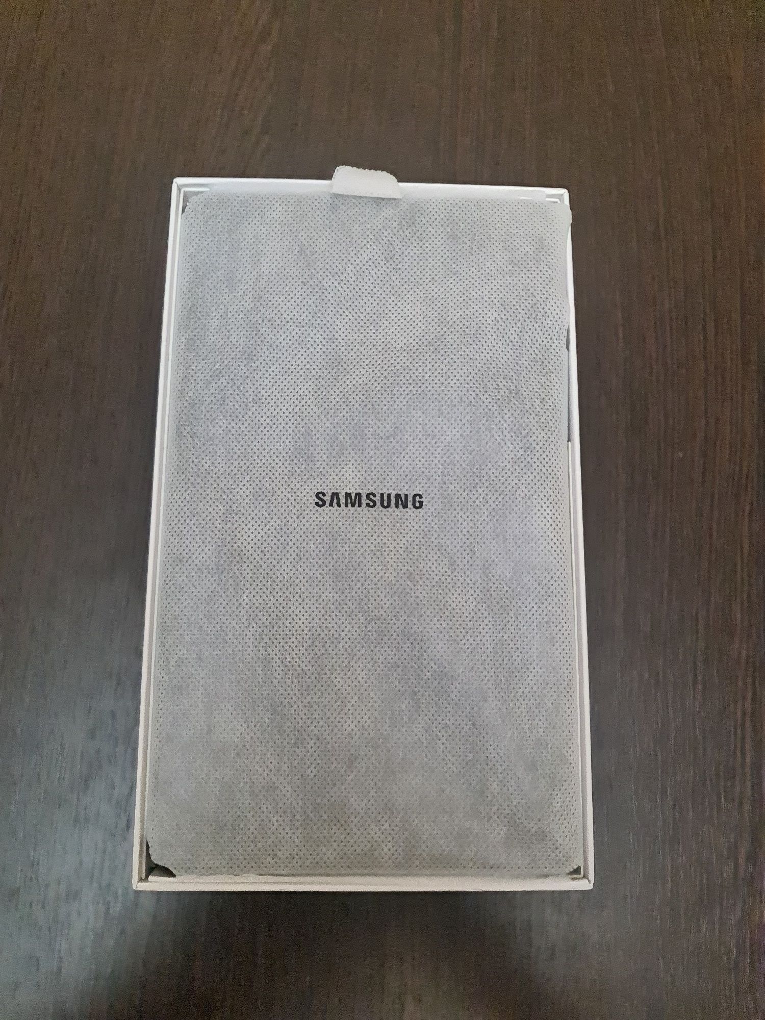 Продаю Samsung Tab A