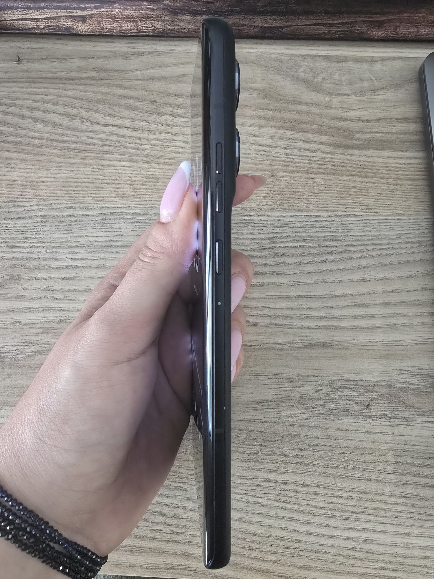 Motorola  Edge 50 Pro-20 GB RAM 512 GB