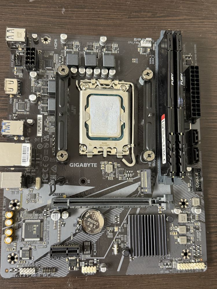 i3-12100F + Gigabyte H610M + 16GB DDR4 + кулер