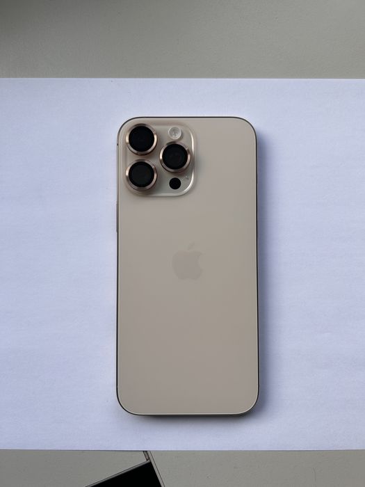 Vand Iphone 16 Pro Max