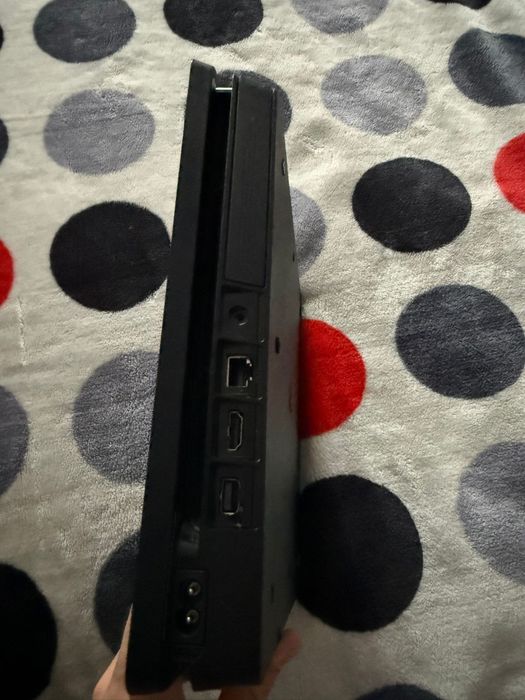 Ps4 slim 1tb FIFA 21