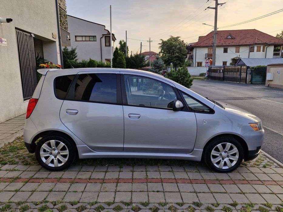 Mitsubishi Colt  / Cutie Automată