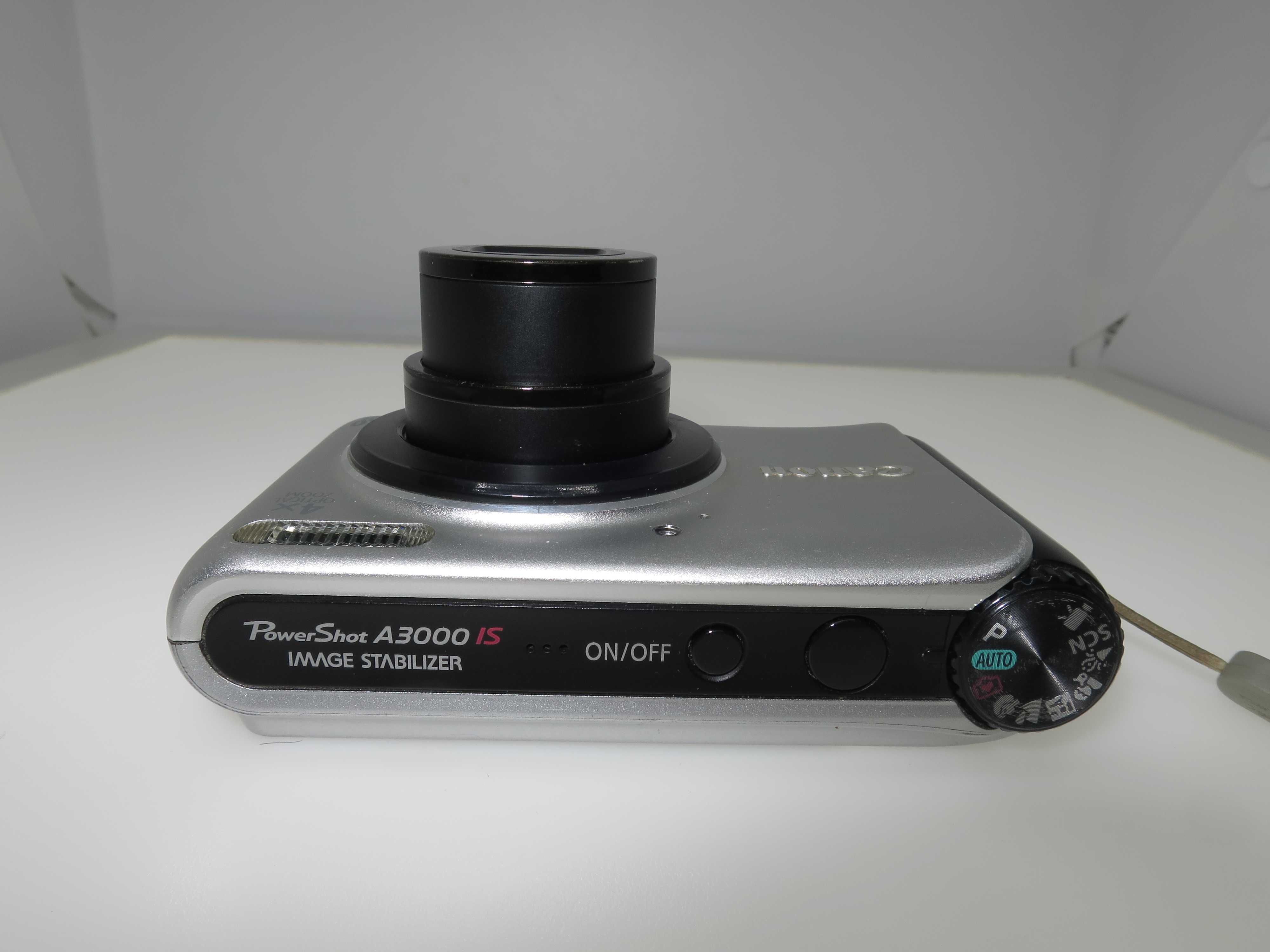 Canon PowerShot A3000 компактен цифров фотоапарат камера работи добре