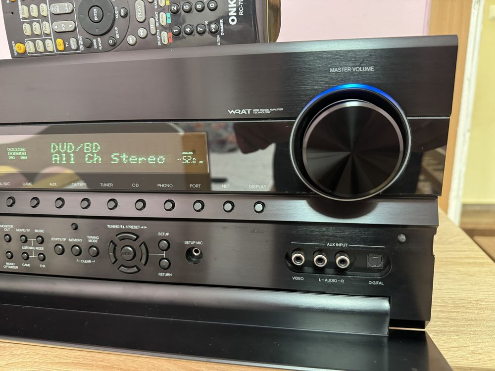 Onkyo TX-NR807 качествен ресивър