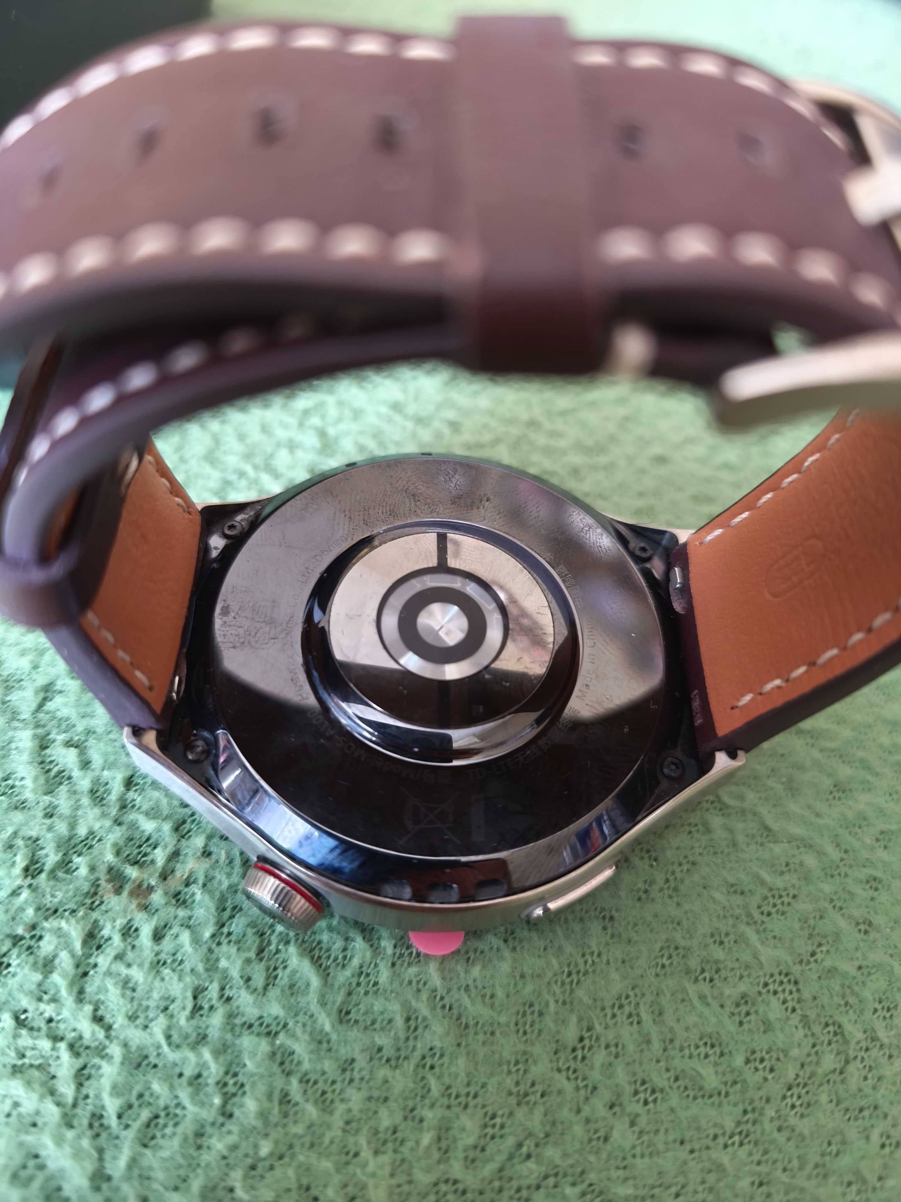 Смарт часовник HUAWEI Watch 4 Pro LTE/4G
