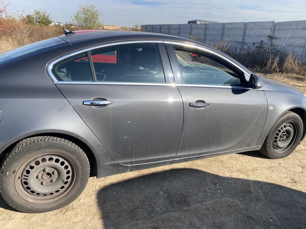 Dezmembrez Opel Insignia 2.0 diesel 2009-2018